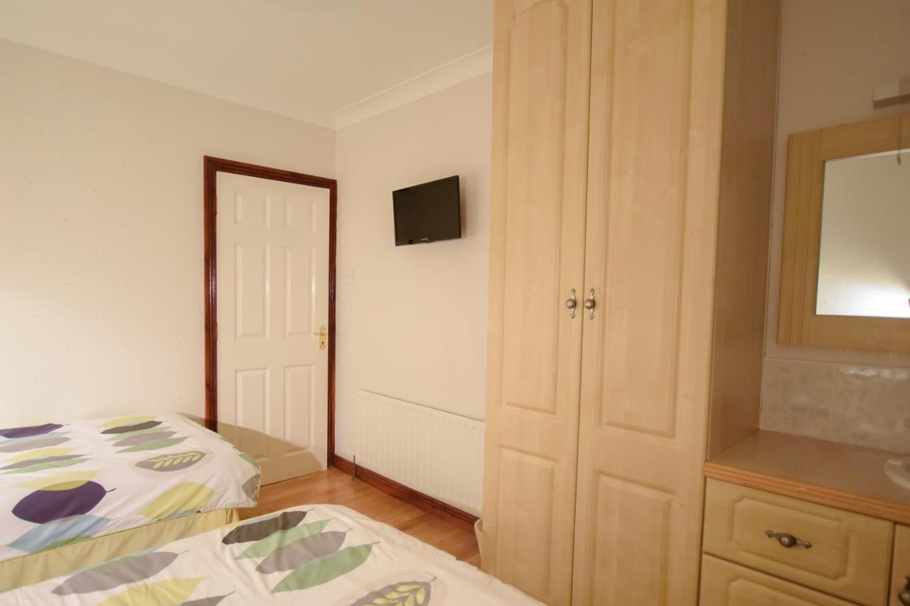 Rossgier Inn Lifford 외부 사진